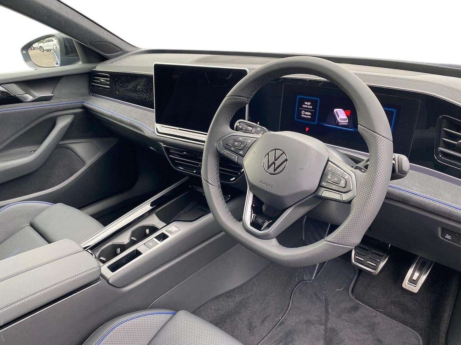 Used Volkswagen Passat 2025 for sale - 76030326: Photo 15