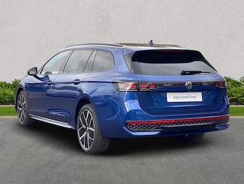 Used Volkswagen Passat 2025 for sale - 76030326: Photo 2