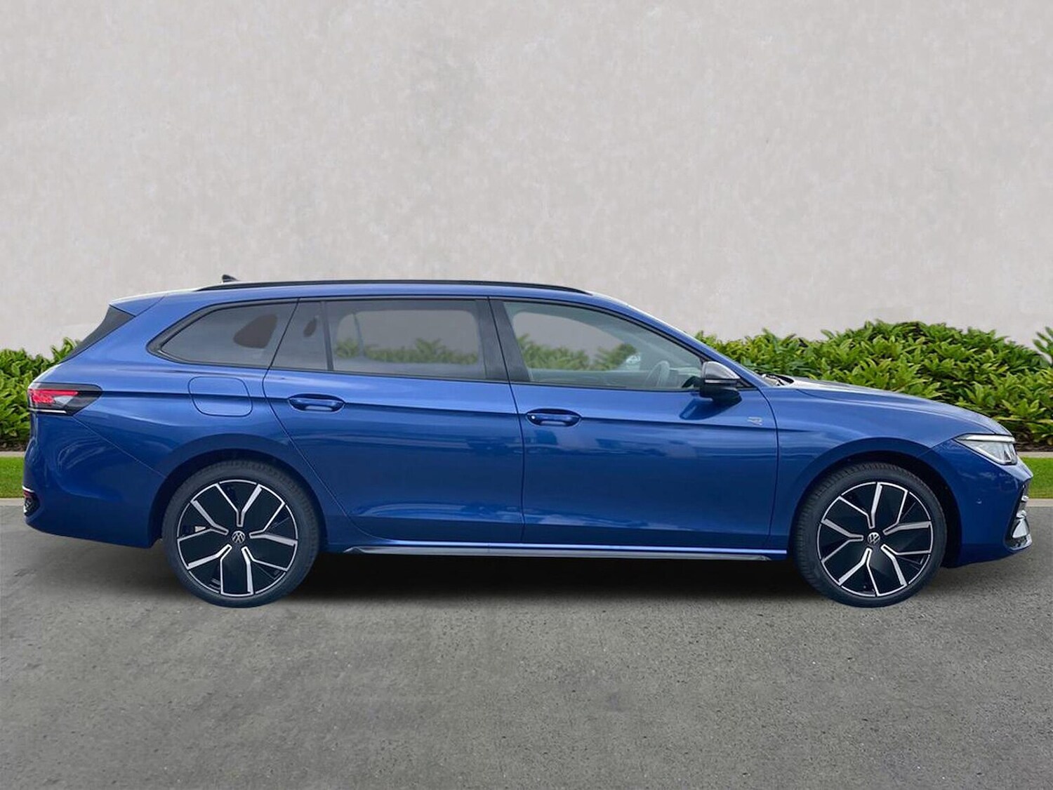 Used Volkswagen Passat 2025 for sale - 76030326: Photo 3