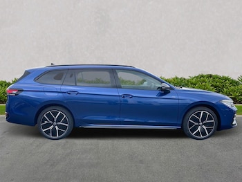 Used Volkswagen Passat 2025 for sale - 76030326: Photo 3