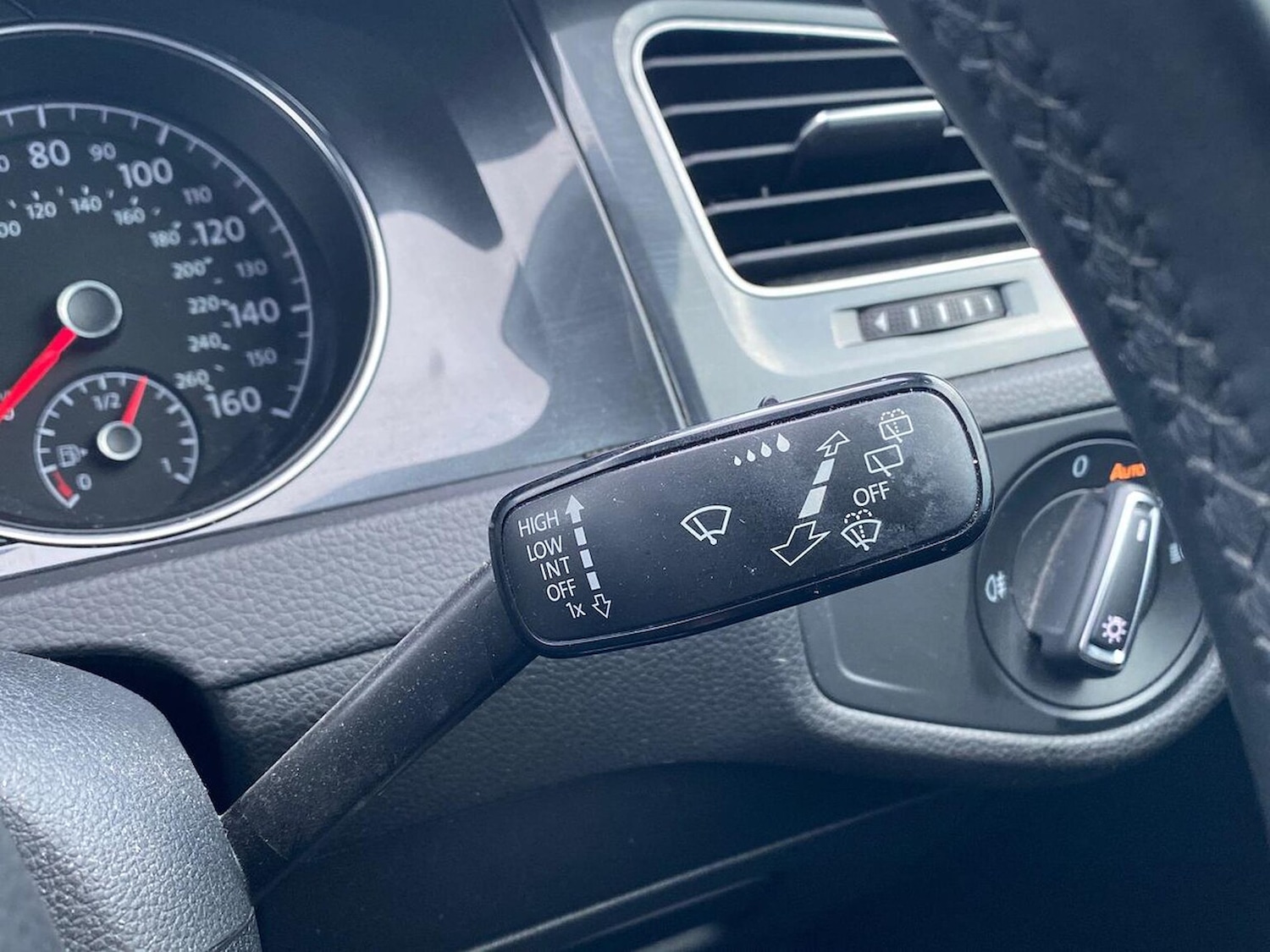 Used Volkswagen Golf 2018 for sale - 76628219: Photo 26