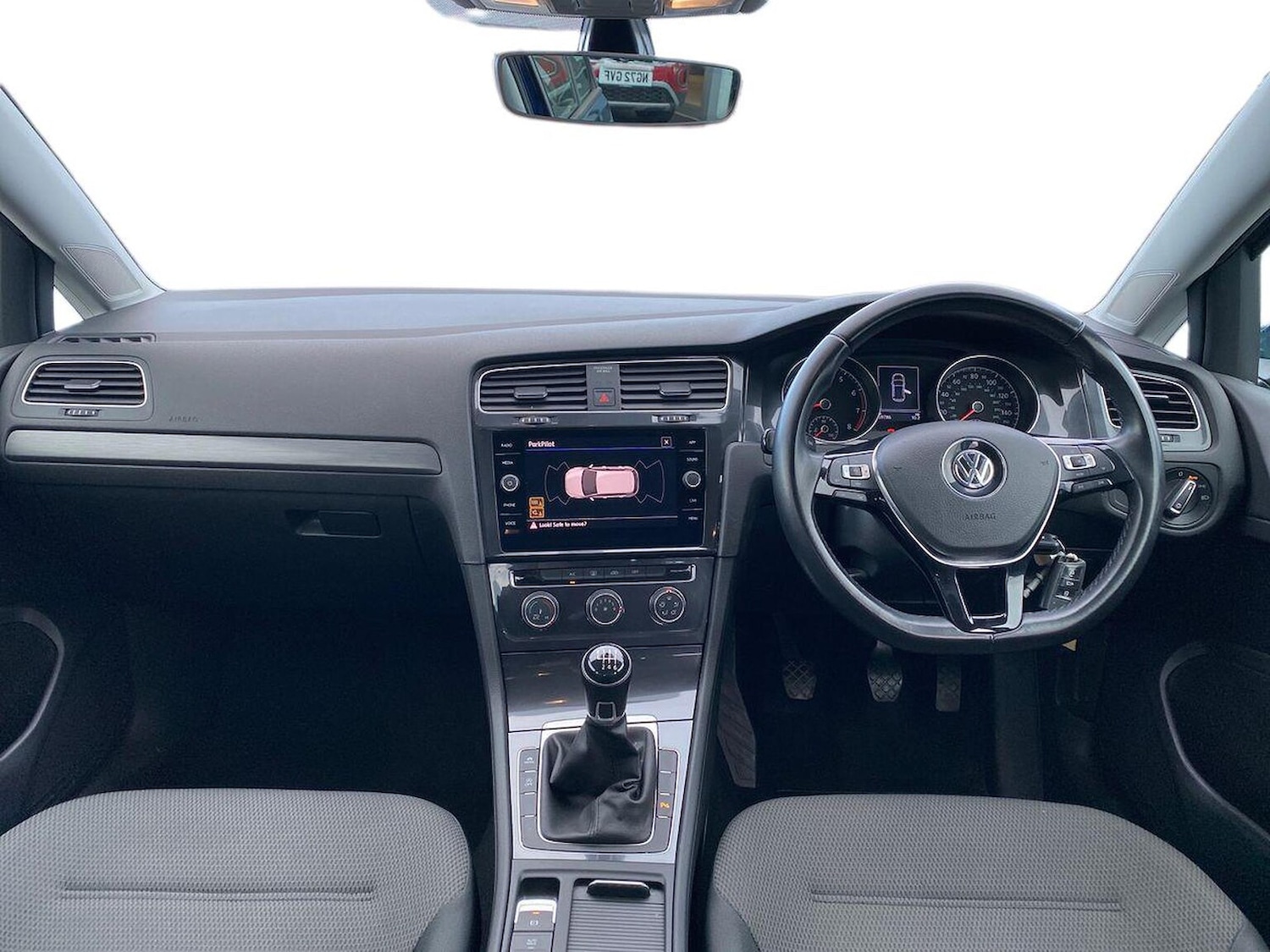 Used Volkswagen Golf 2018 for sale - 76628219: Photo 8