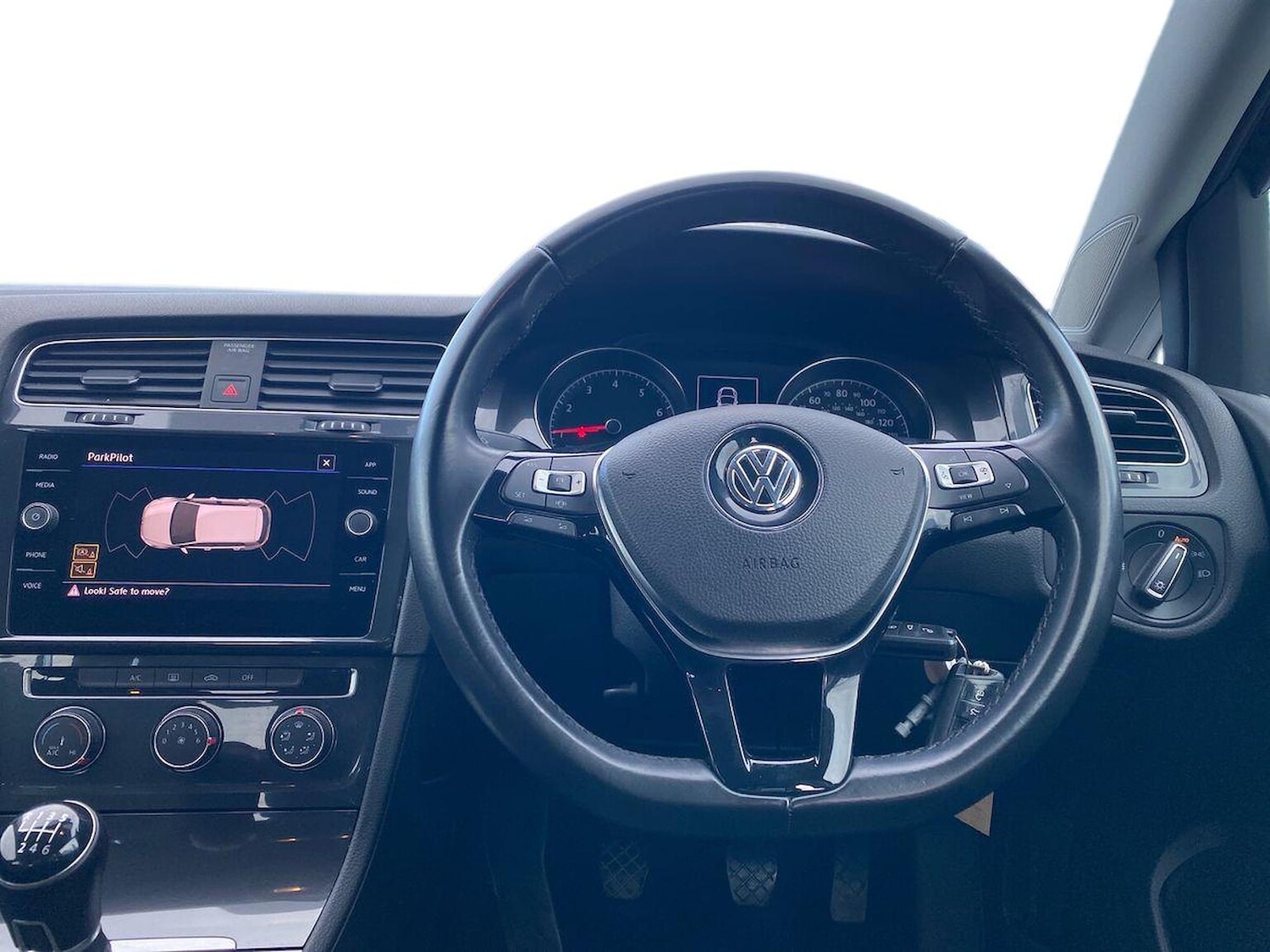 Used Volkswagen Golf 2018 for sale - 76628219: Photo 9
