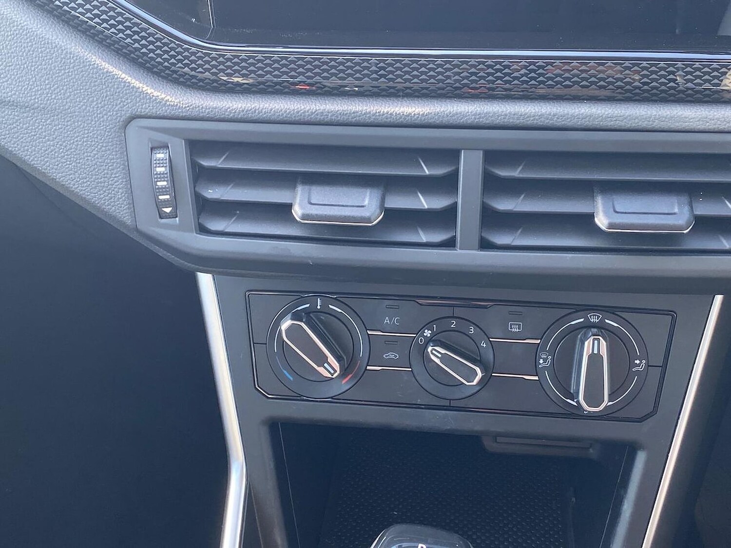 Used Volkswagen Polo 2023 for sale - 78194897: Photo 12