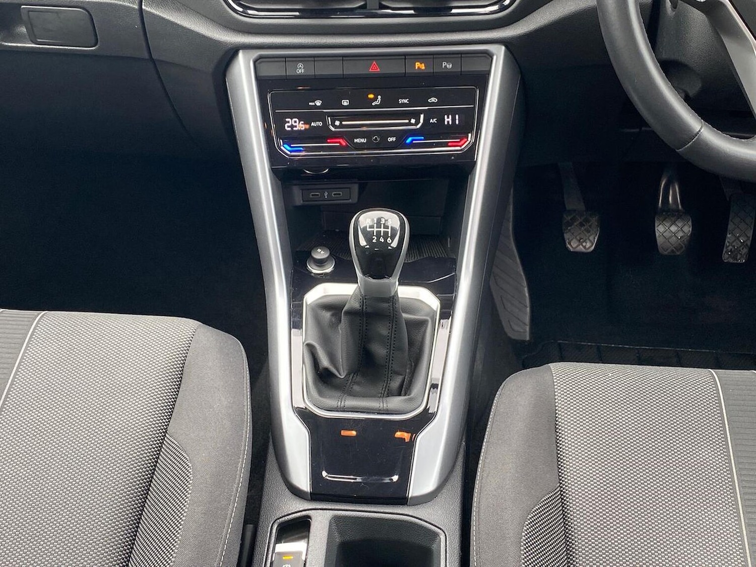 Used Volkswagen T-Roc 2022 for sale - 76165021: Photo 13