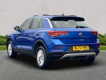 Used Volkswagen T-Roc 2022 for sale - 76165021: Photo 2