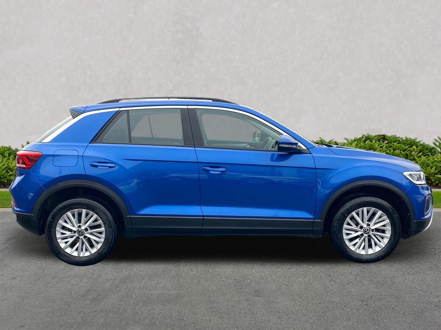 Used Volkswagen T-Roc 2022 for sale - 76165021: Photo 3