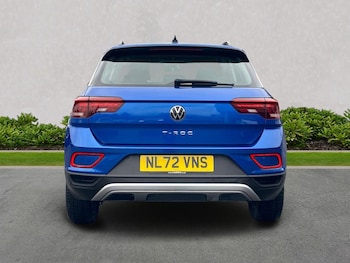 Used Volkswagen T-Roc 2022 for sale - 76165021: Photo 4