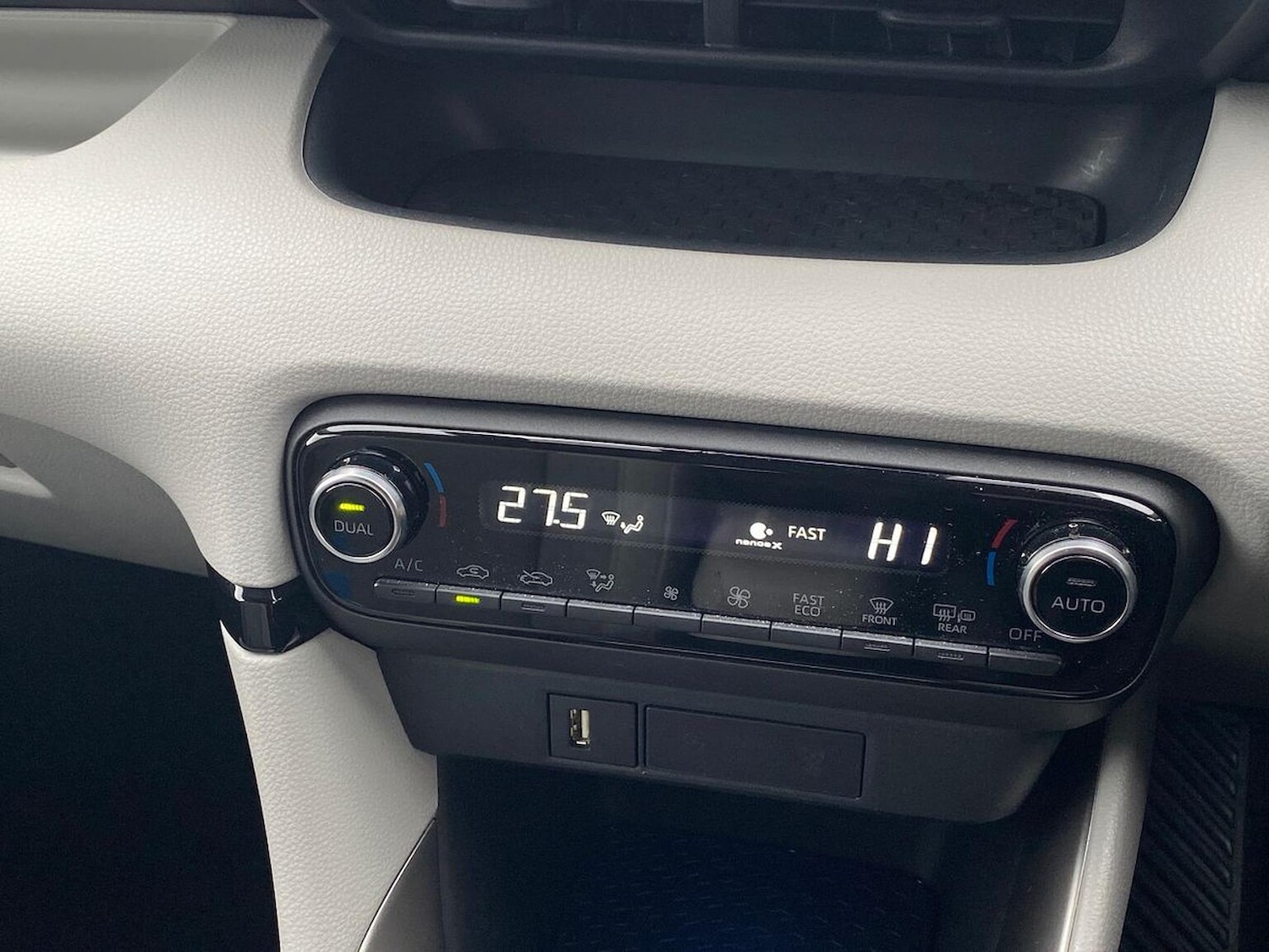 Used Toyota Yaris 2023 for sale - 76357978: Photo 12