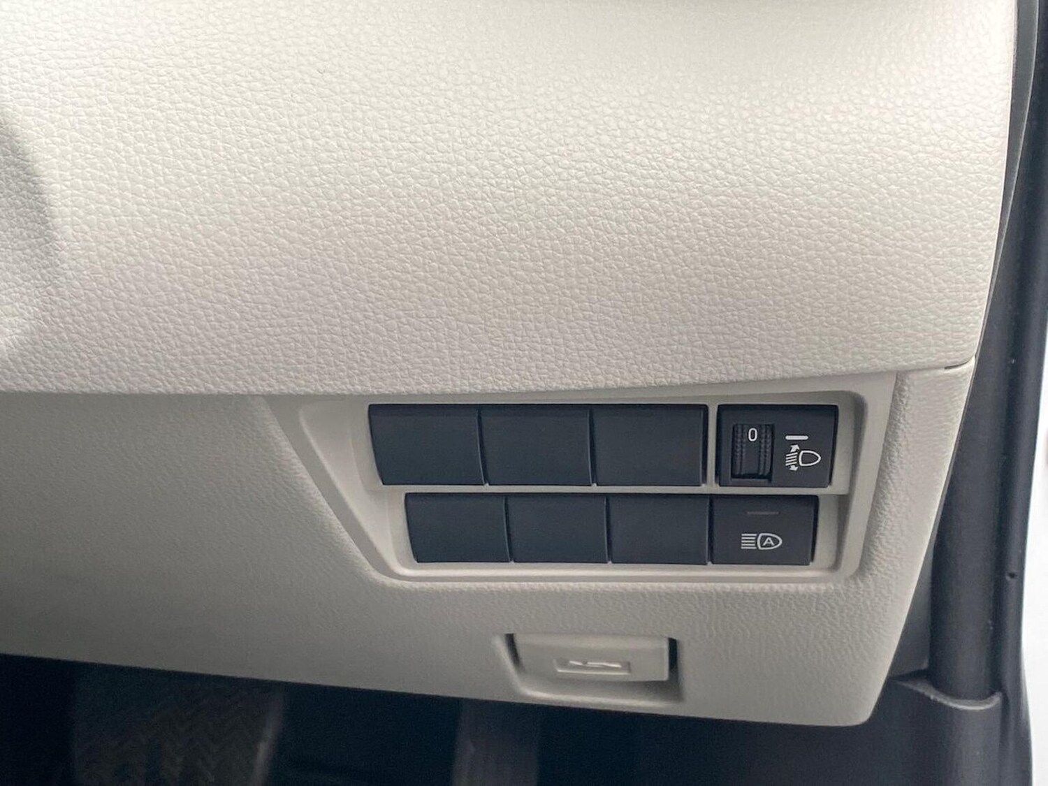 Used Toyota Yaris 2023 for sale - 76357978: Photo 22