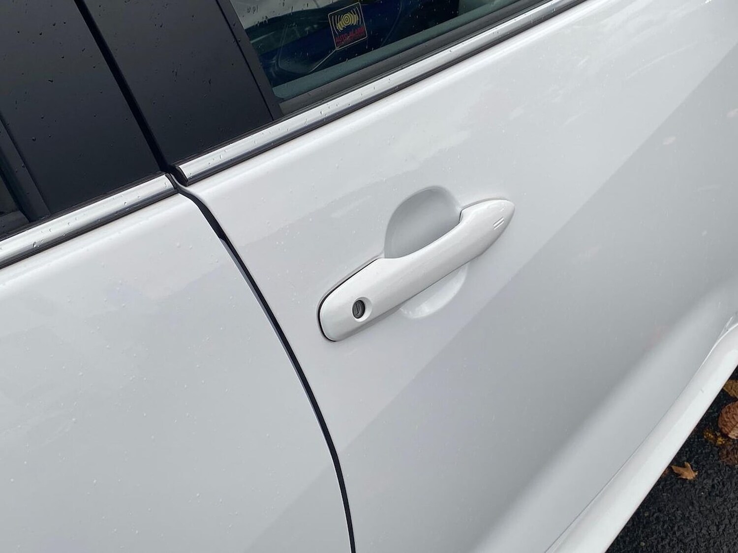 Used Toyota Yaris 2023 for sale - 76357978: Photo 36
