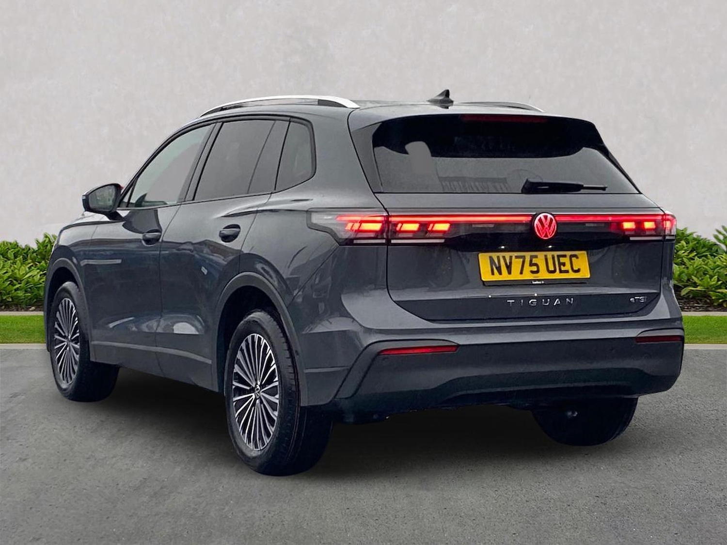 Used Volkswagen Tiguan 2026 for sale - 78194917: Photo 2