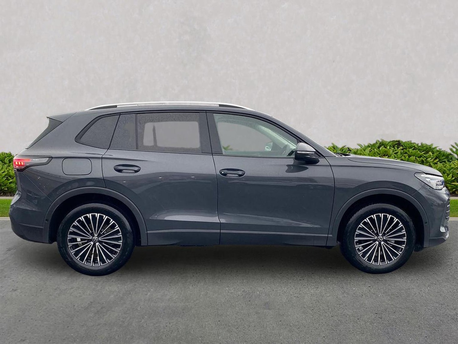 Used Volkswagen Tiguan 2026 for sale - 78194917: Photo 3