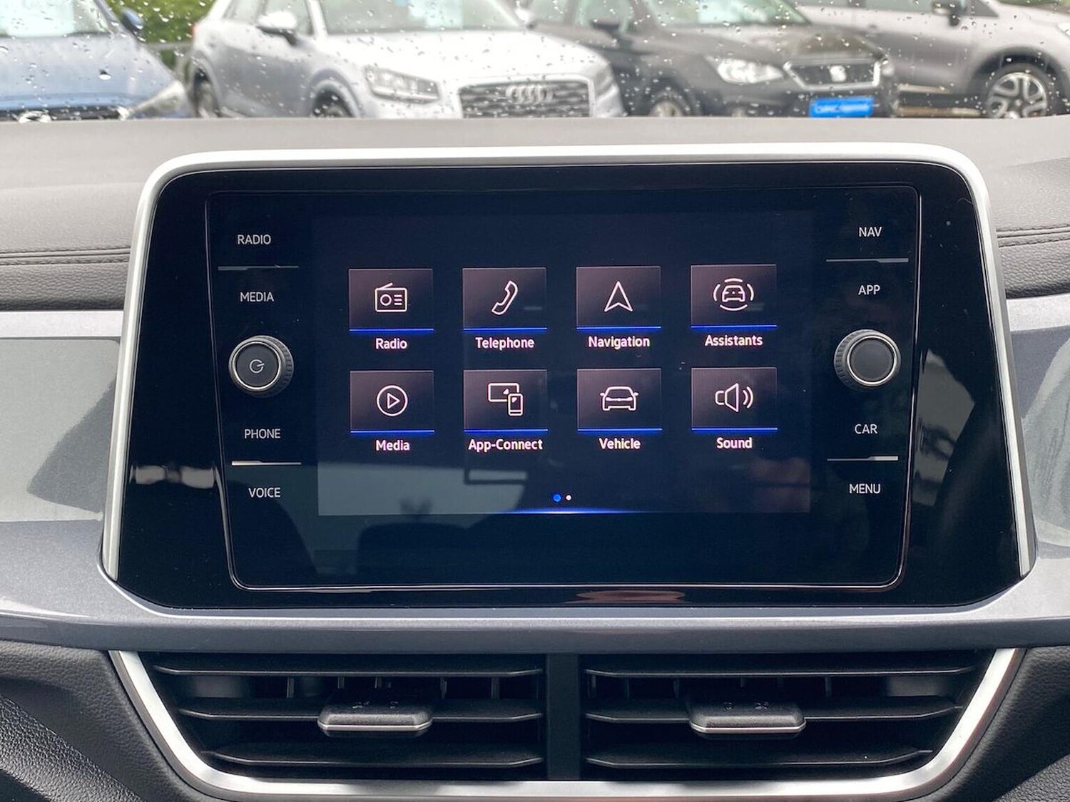 Used Volkswagen T-Roc 2023 for sale - 76165005: Photo 11