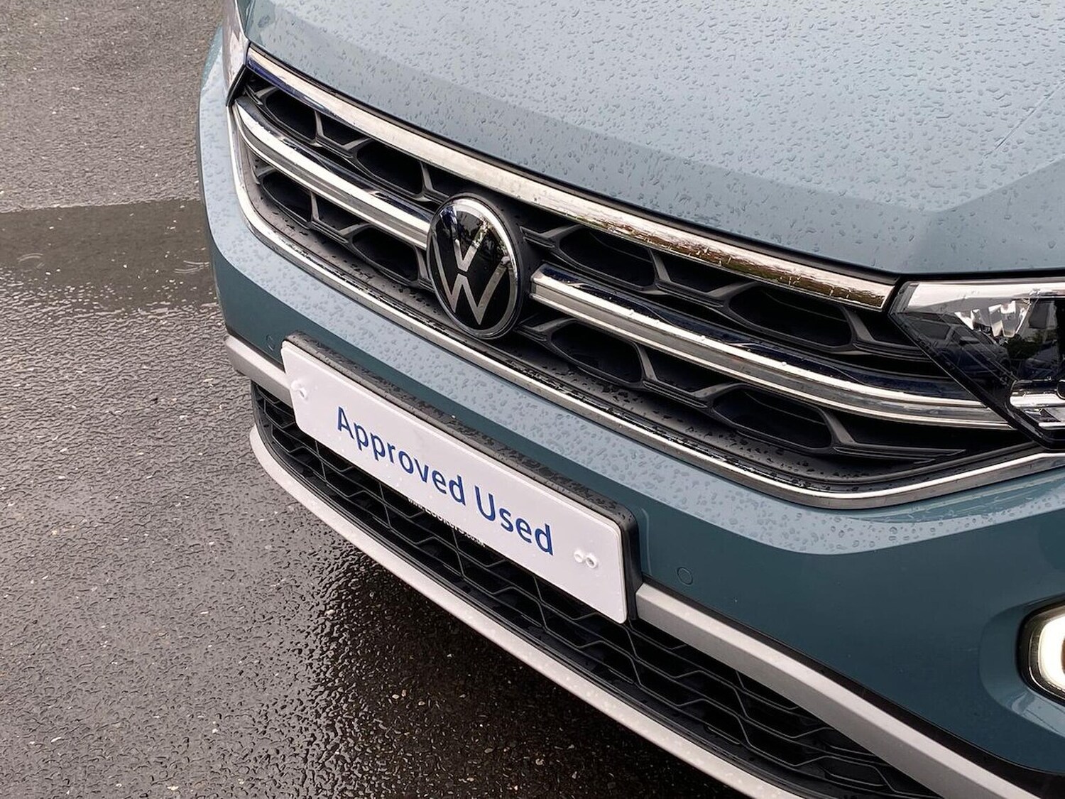 Used Volkswagen T-Roc 2023 for sale - 76165005: Photo 32