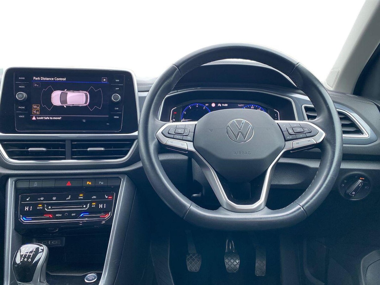 Used Volkswagen T-Roc 2023 for sale - 76165005: Photo 9