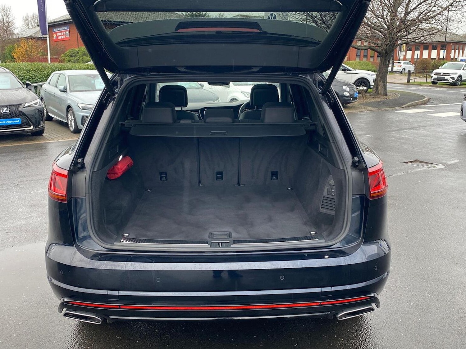 Used Volkswagen Touareg 2022 for sale - 76951213: Photo 17