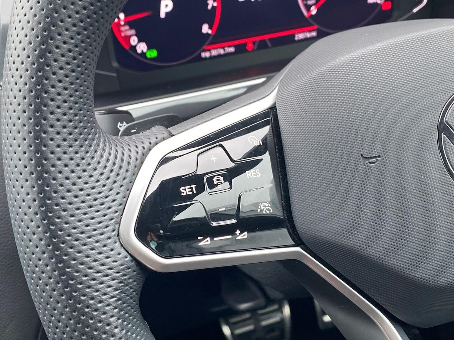 Used Volkswagen Tiguan 2023 for sale - 77980079: Photo 26