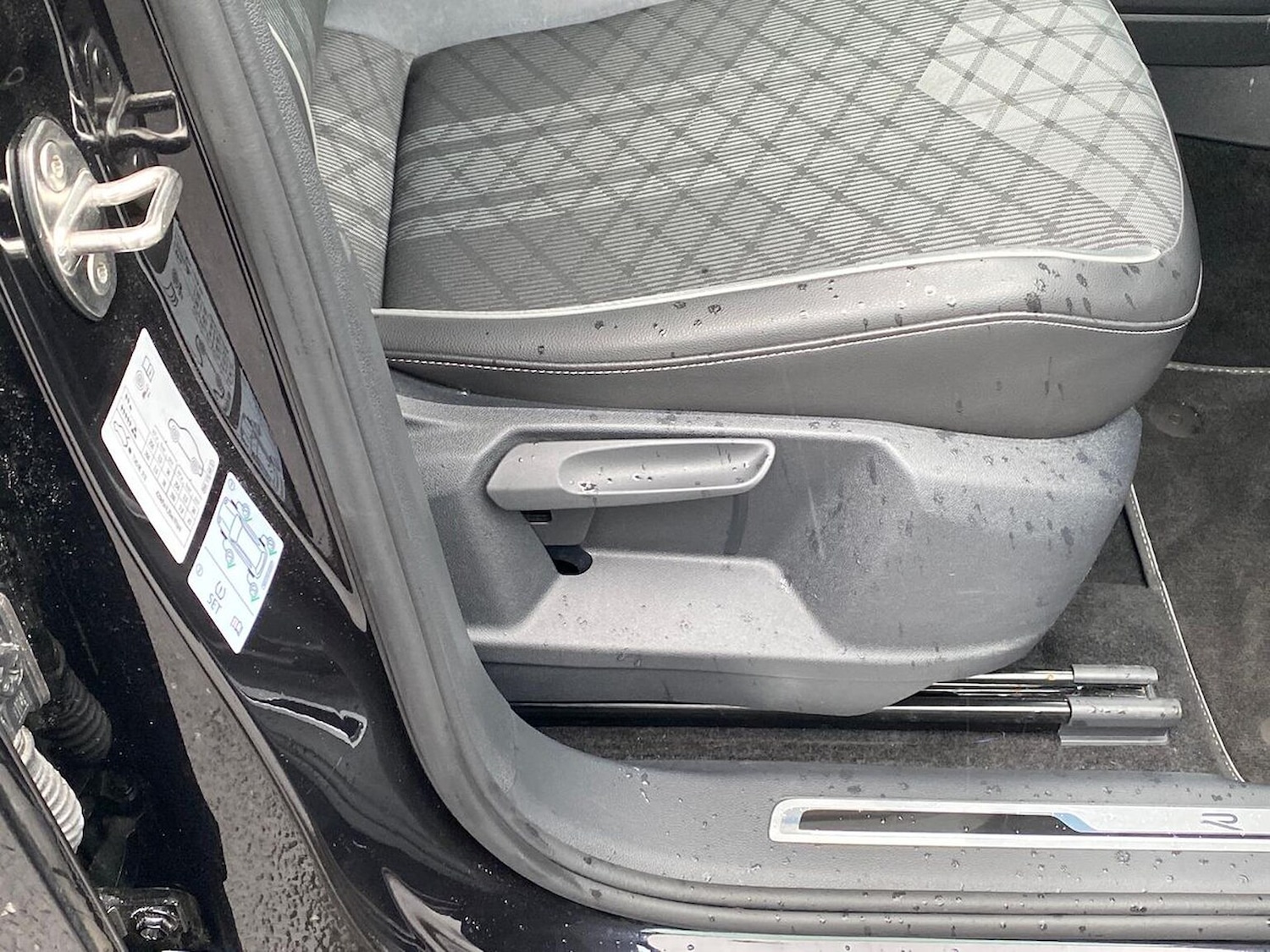 Used Volkswagen Tiguan 2023 for sale - 77980079: Photo 29