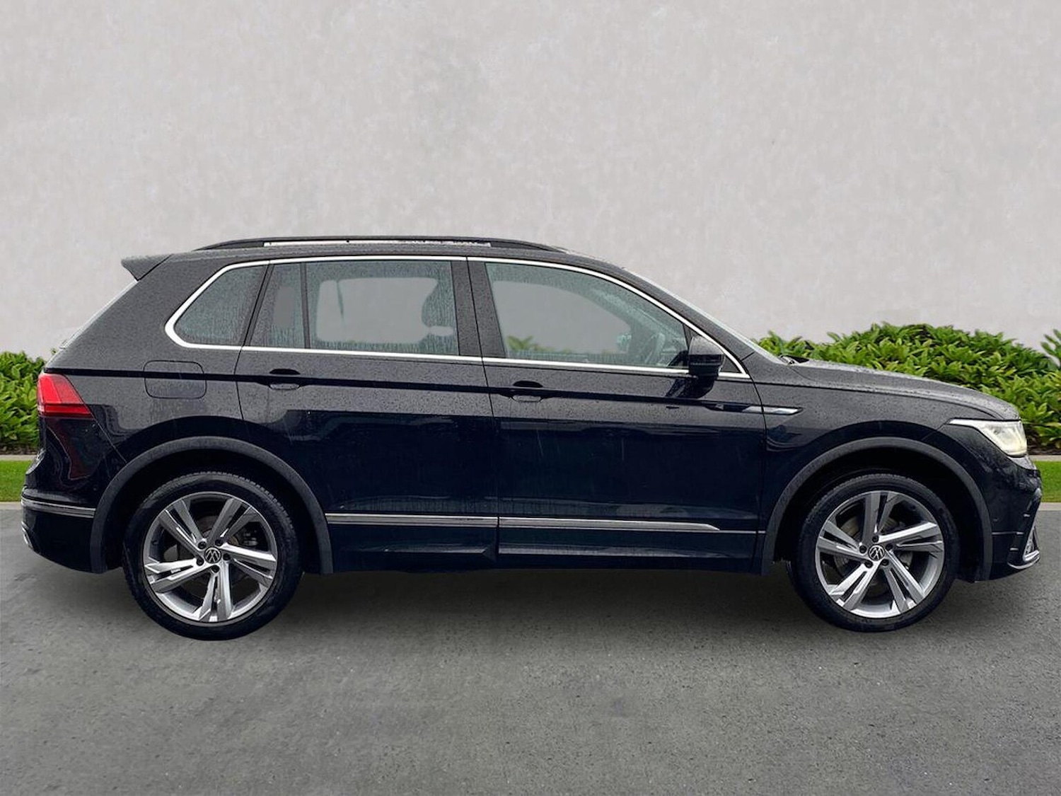 Used Volkswagen Tiguan 2023 for sale - 77980079: Photo 3