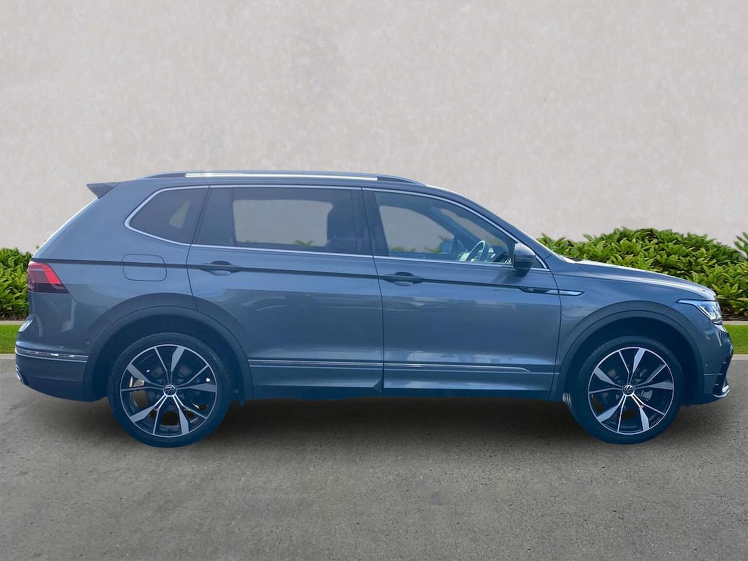 Used Volkswagen Tiguan Allspace 2025 for sale - 77851487: Photo 3