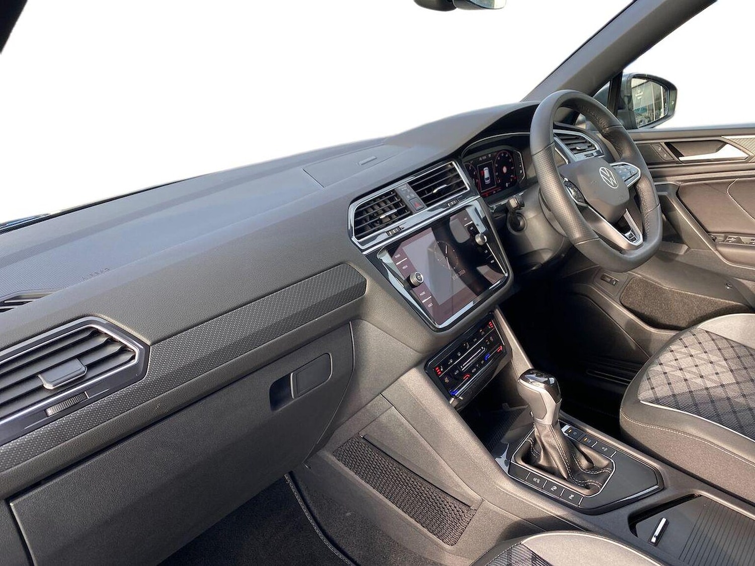 Used Volkswagen Tiguan Allspace 2025 for sale - 77851487: Photo 7