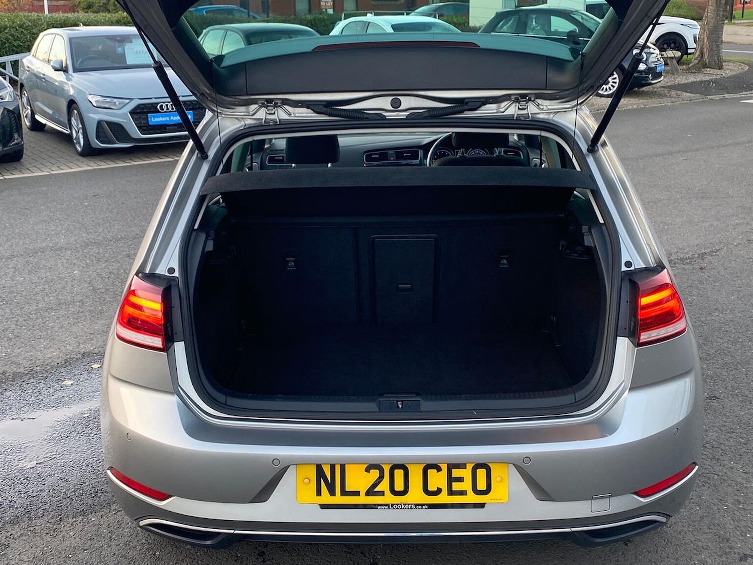 Used Volkswagen Golf 2020 for sale - 76911227: Photo 17