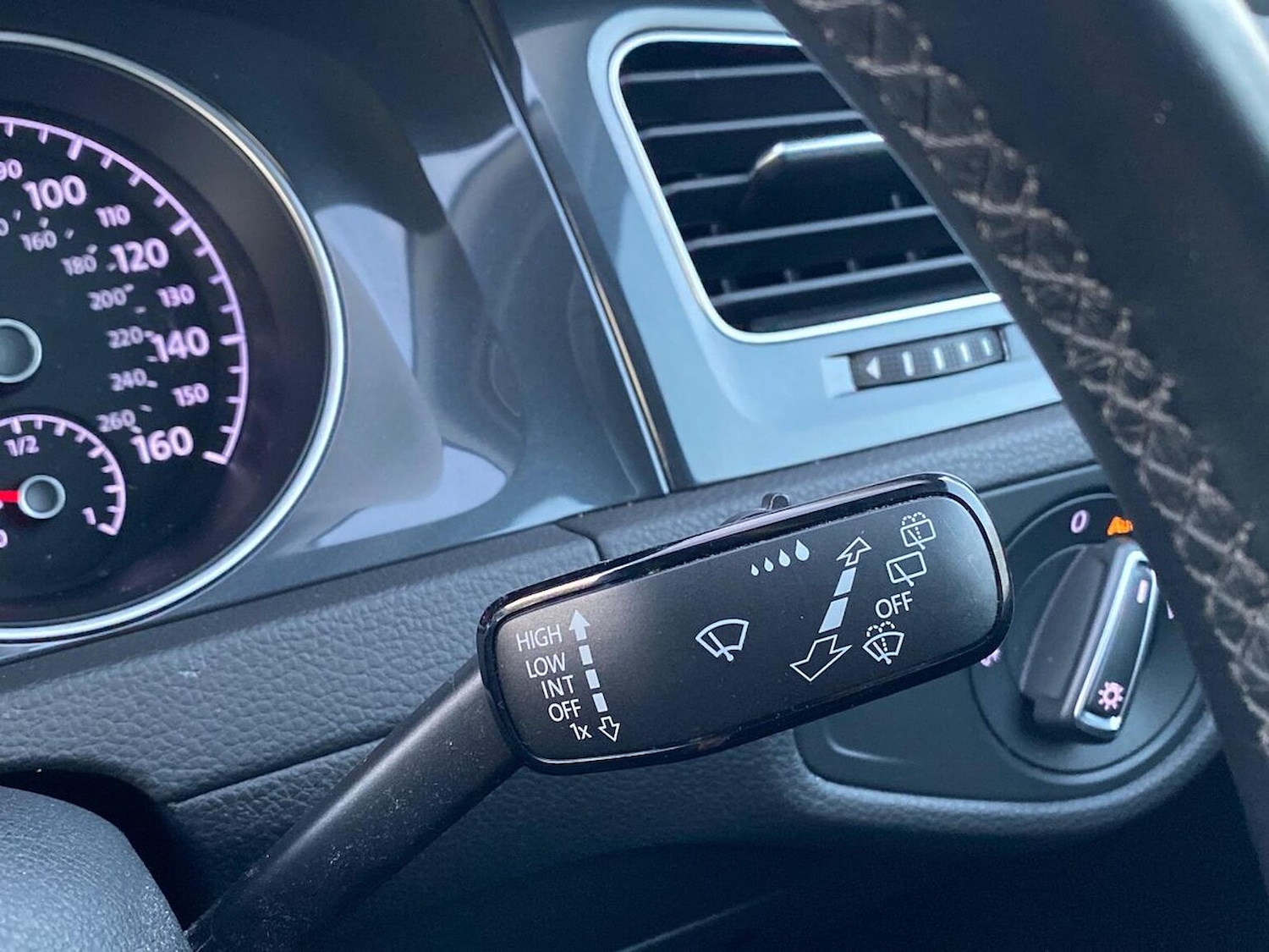 Used Volkswagen Golf 2020 for sale - 76911227: Photo 27