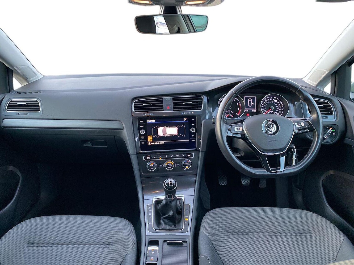 Used Volkswagen Golf 2020 for sale - 76911227: Photo 8