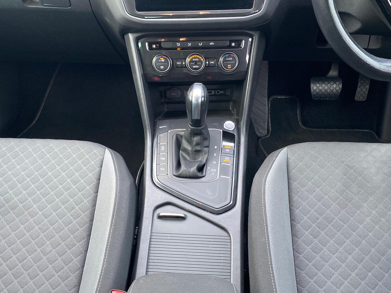 Used Volkswagen Tiguan 2019 for sale - 77062267: Photo 15