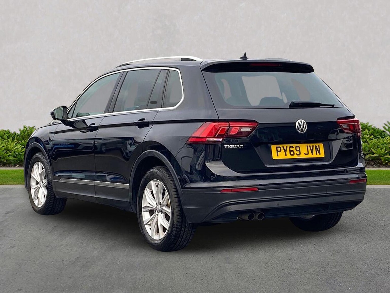 Used Volkswagen Tiguan 2019 for sale - 77062267: Photo 2