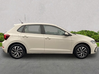 Used Volkswagen Polo 2022 for sale - 76821688: Photo