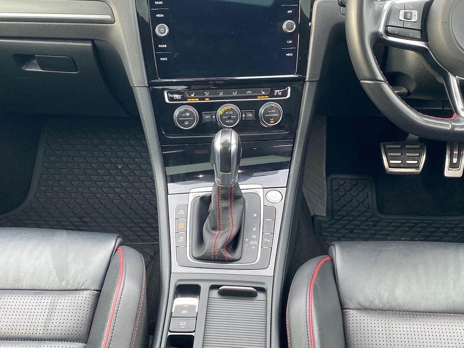 Used Volkswagen Golf 2019 for sale - 76543000: Photo 13