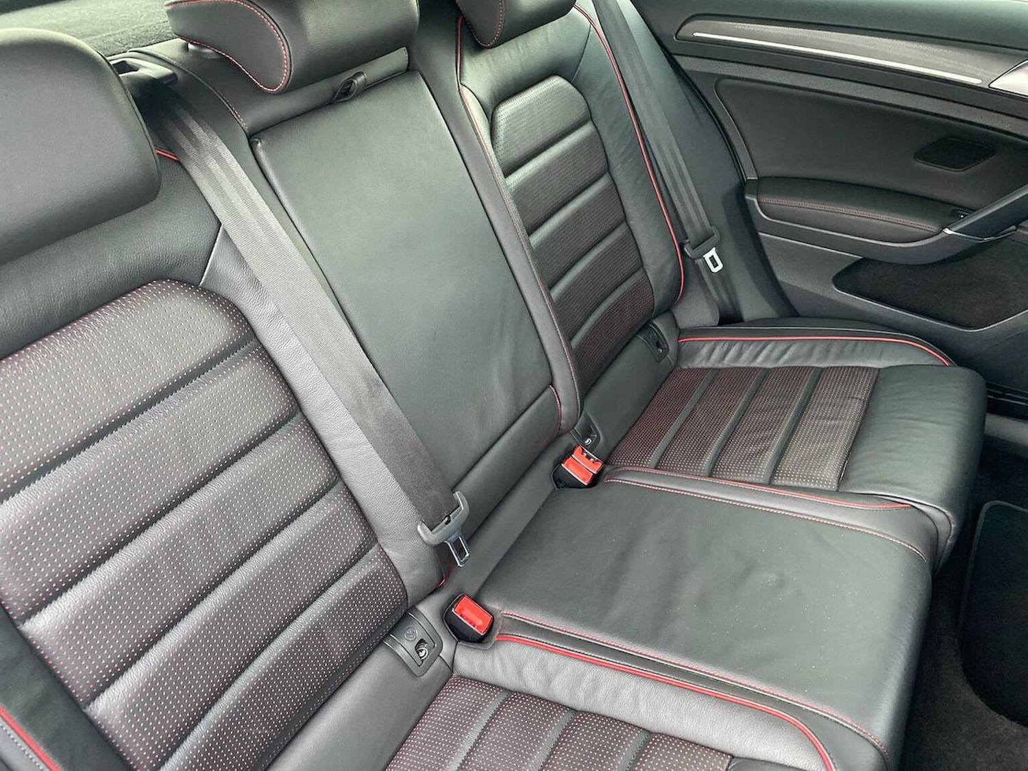 Used Volkswagen Golf 2019 for sale - 76543000: Photo 16