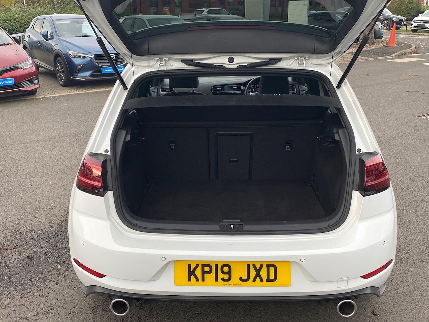 Used Volkswagen Golf 2019 for sale - 76543000: Photo 17