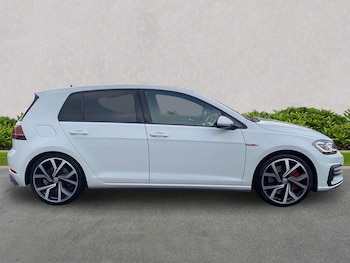 Used Volkswagen Golf 2019 for sale - 76543000: Photo