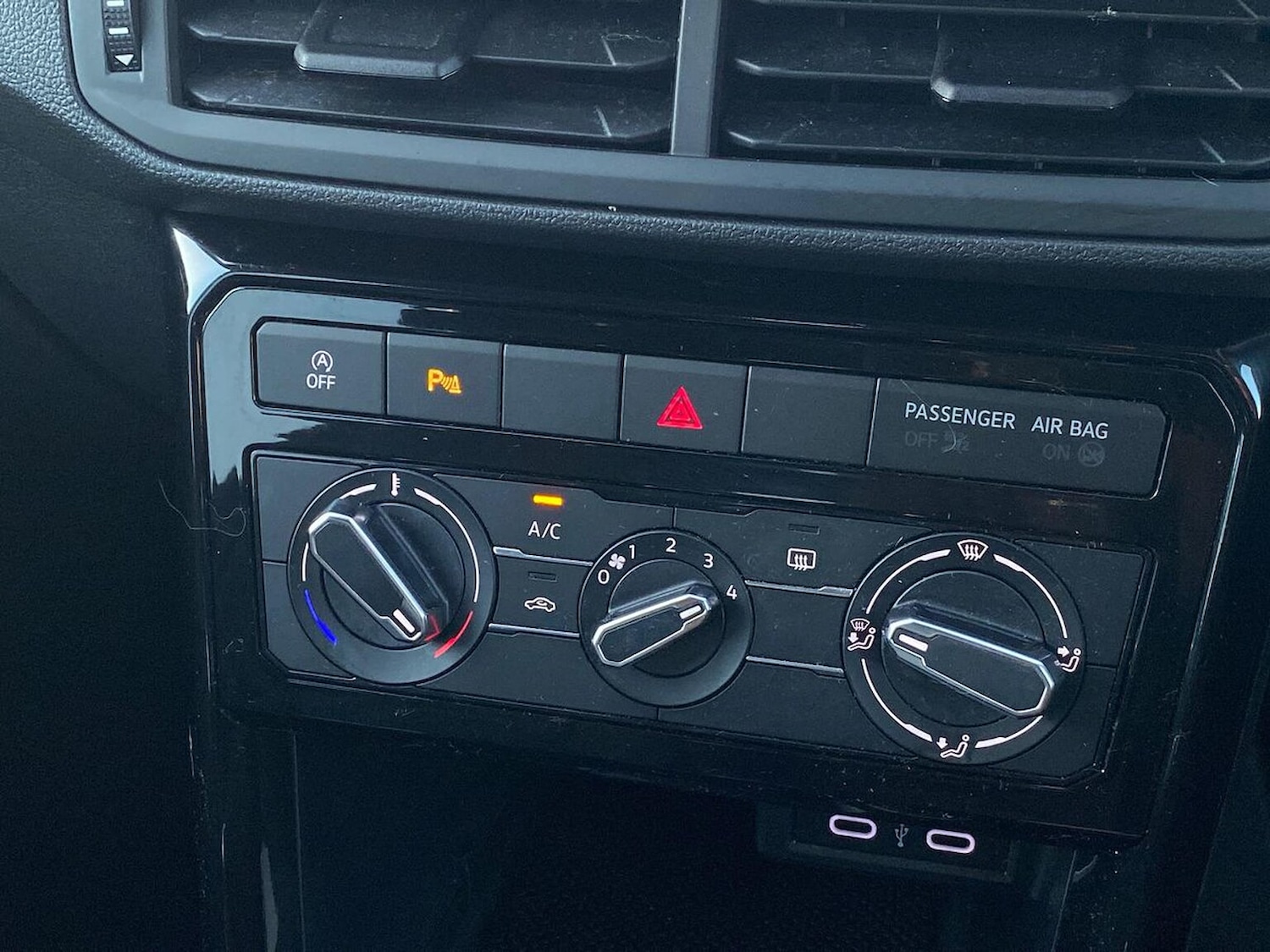 Used Volkswagen T-Cross 2022 for sale - 76785237: Photo 12