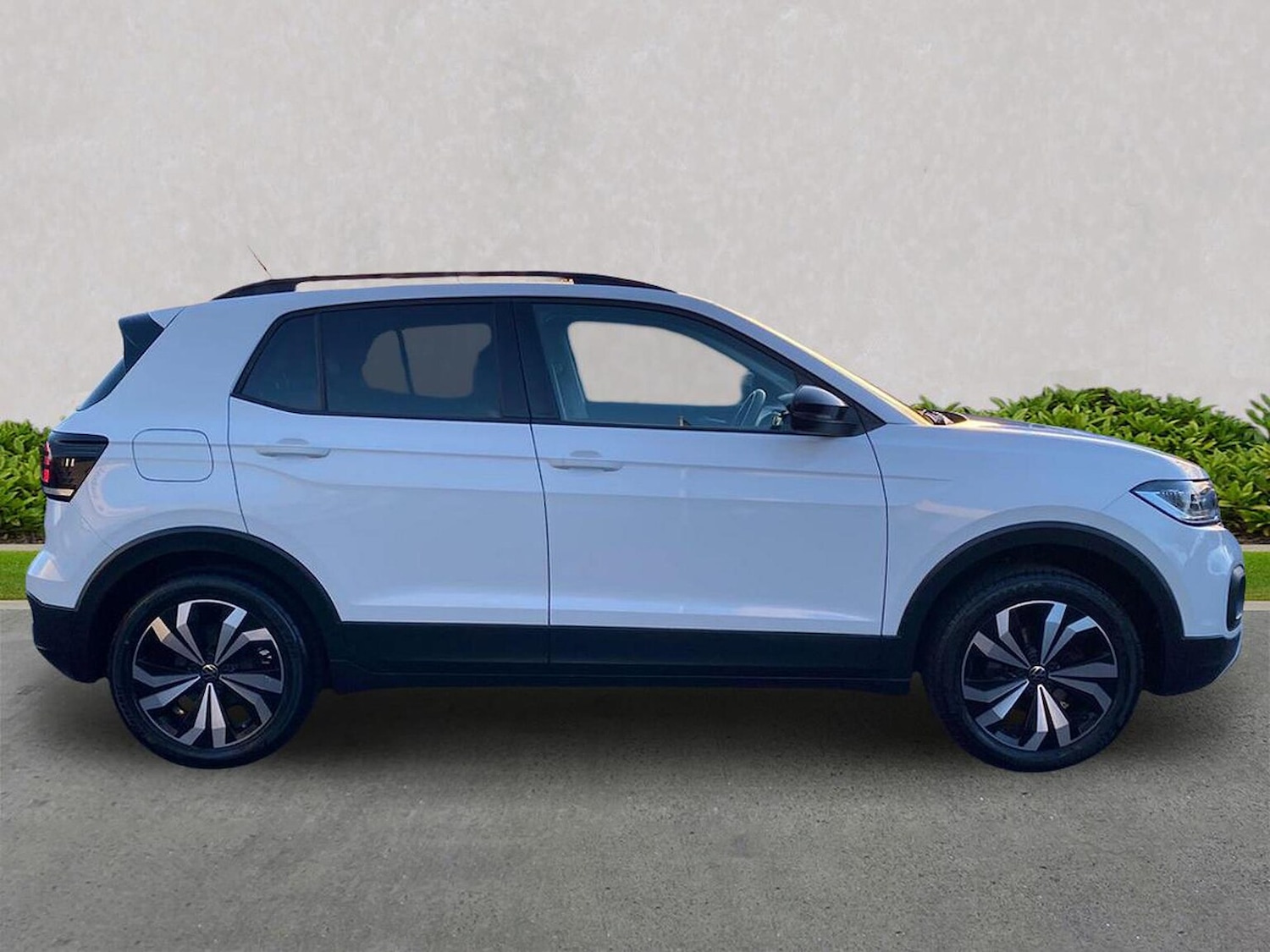 Used Volkswagen T-Cross 2022 for sale - 76785237: Photo 3