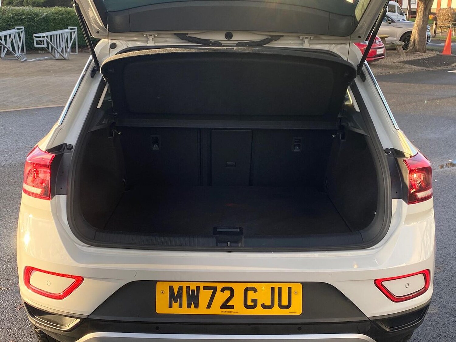 Used Volkswagen T-Roc 2022 for sale - 76725862: Photo 17