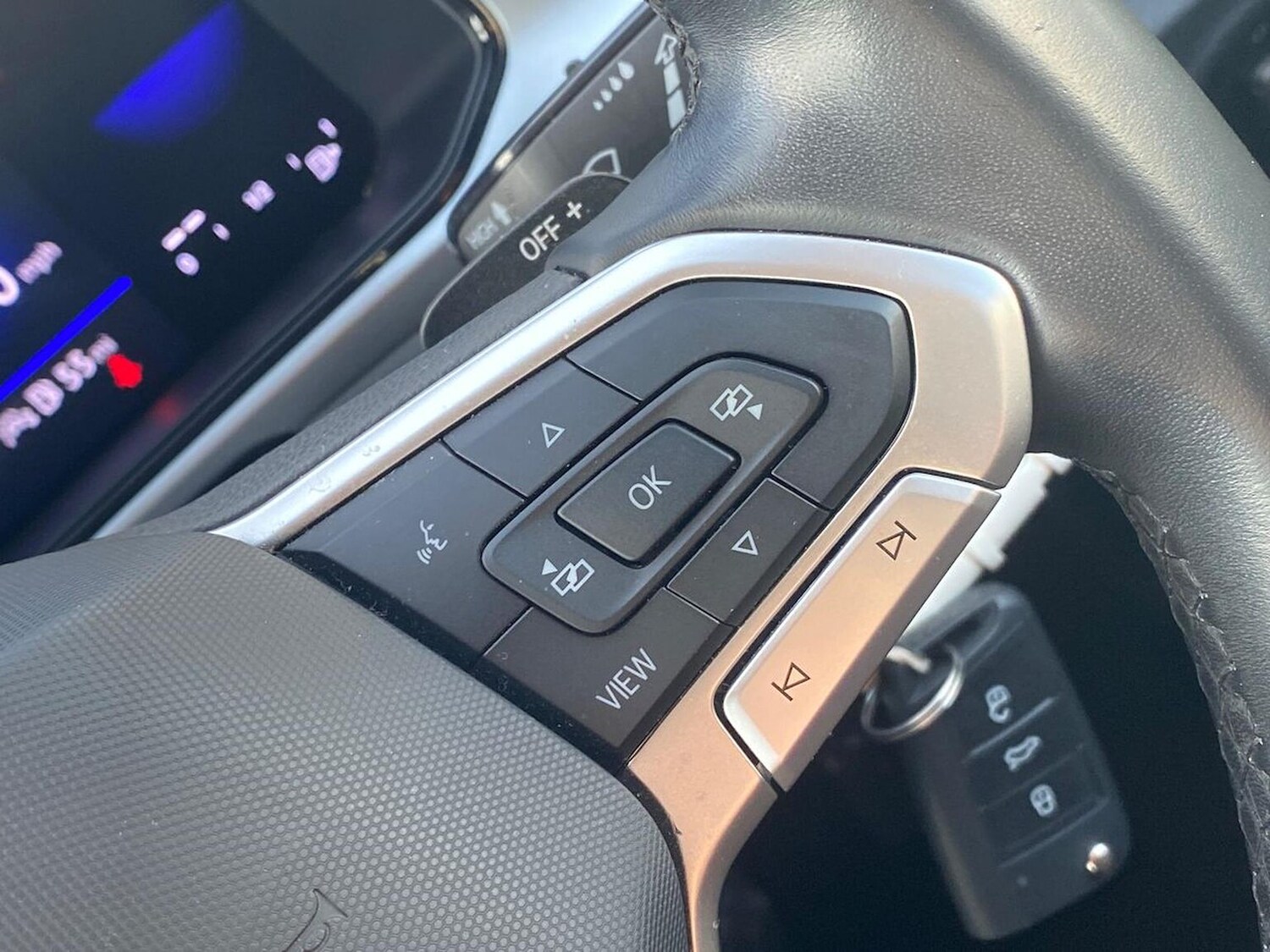 Used Volkswagen T-Roc 2022 for sale - 76725862: Photo 24