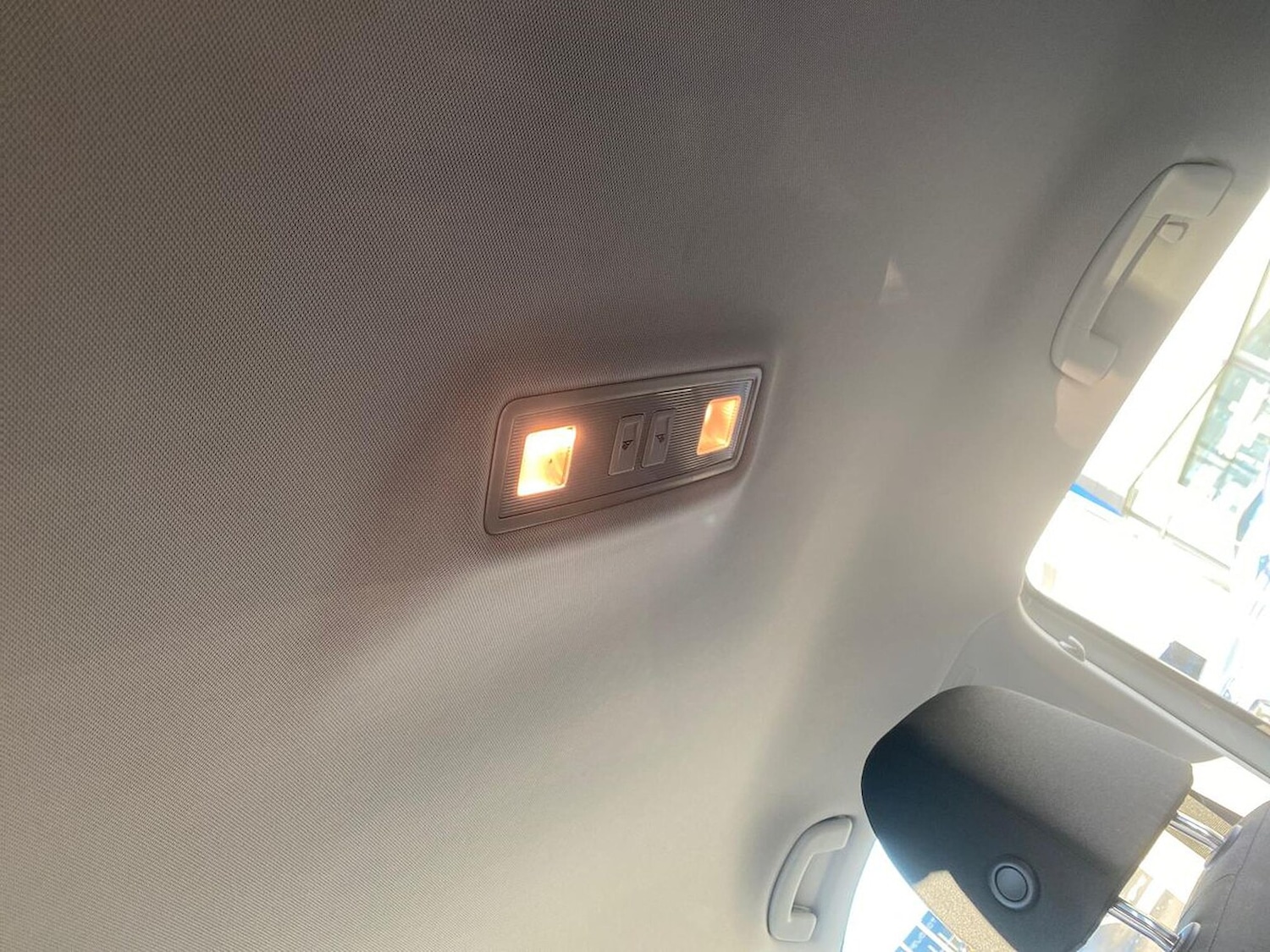 Used Volkswagen T-Roc 2022 for sale - 76725862: Photo 30