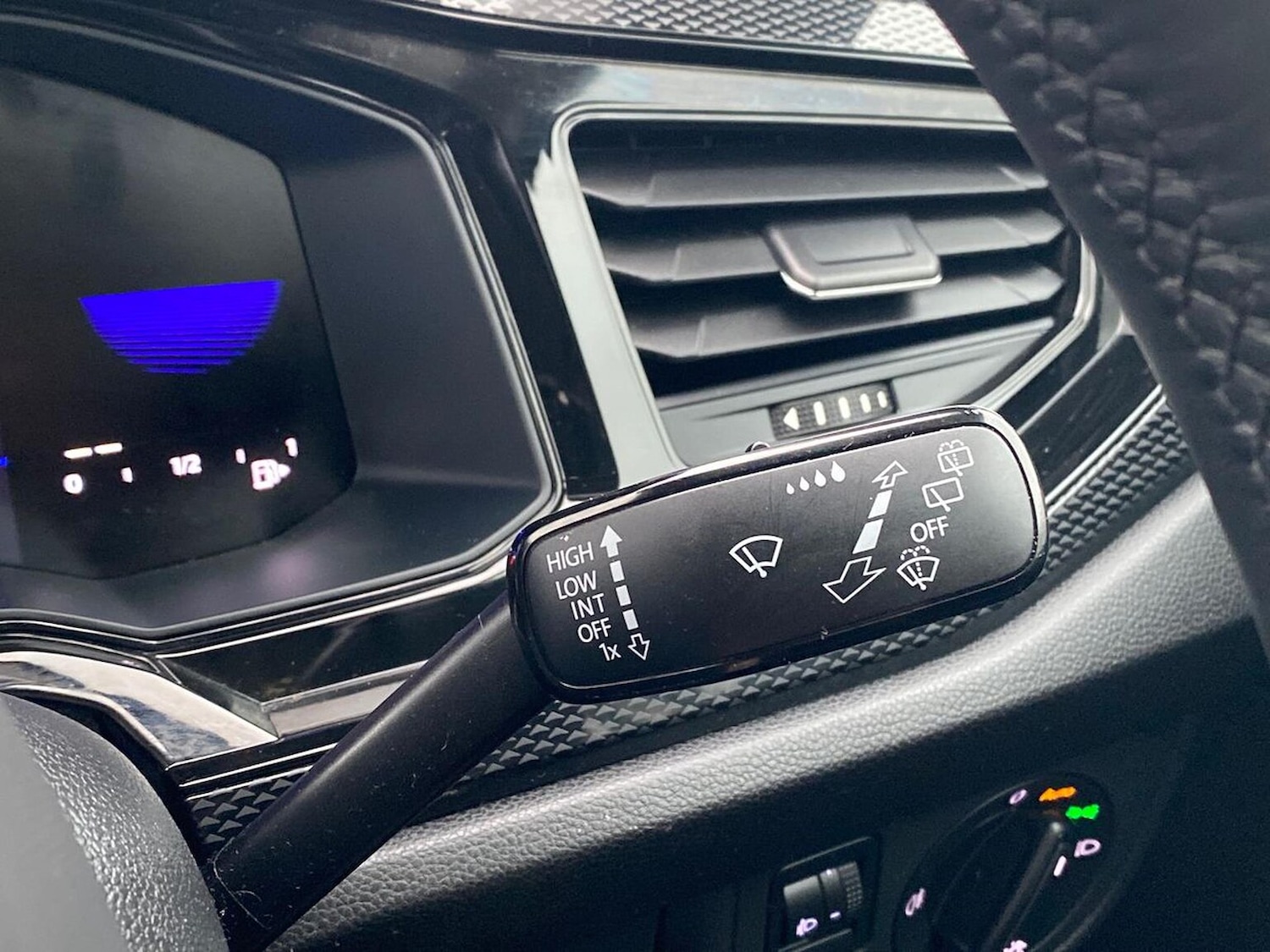 Used Volkswagen Polo 2024 for sale - 76821695: Photo 26