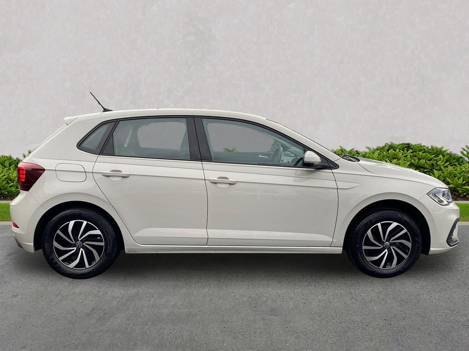 Used Volkswagen Polo 2024 for sale - 76821695: Photo 3