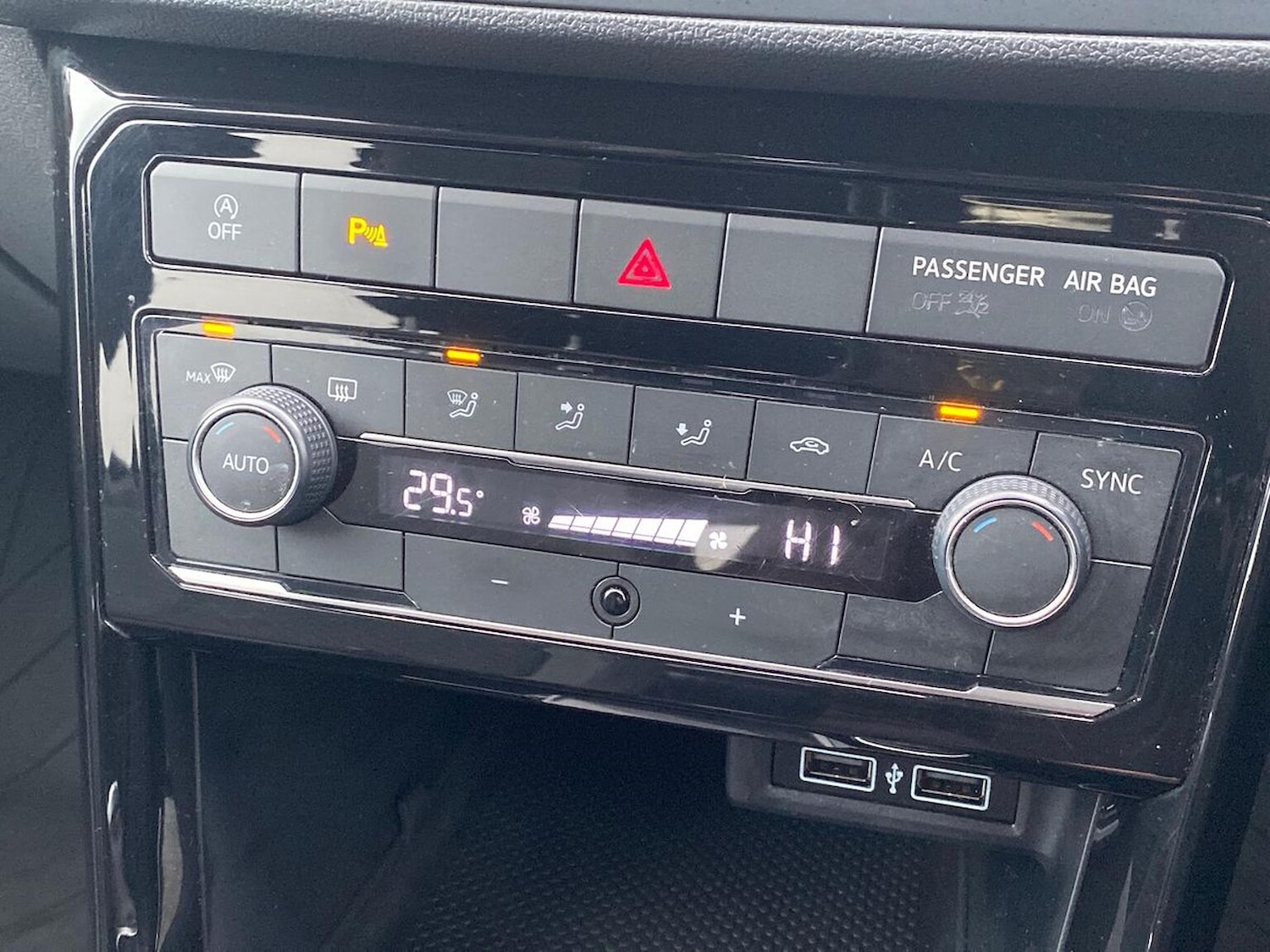 Used Volkswagen T-Cross 2019 for sale - 77688001: Photo 12