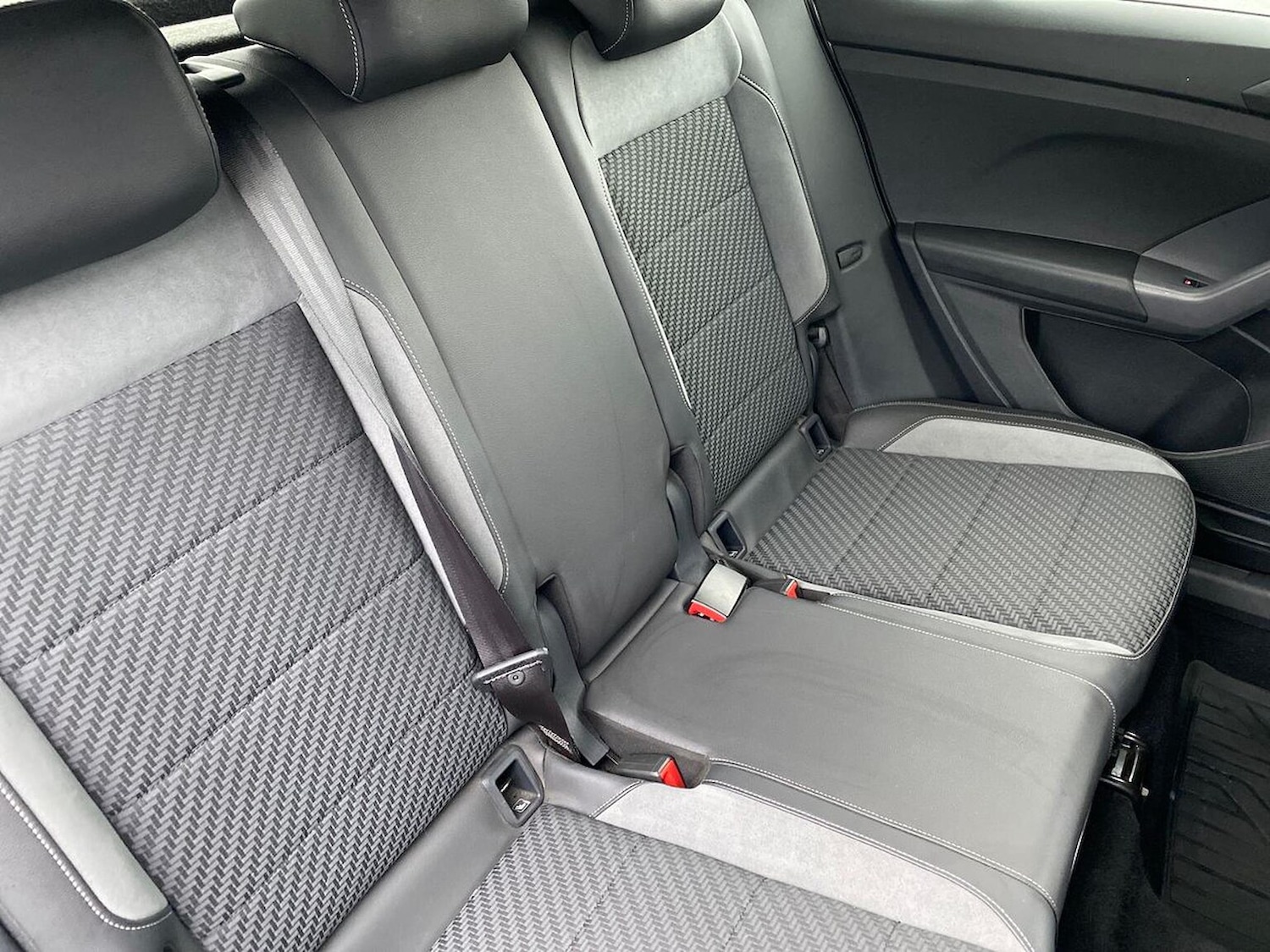 Used Volkswagen T-Cross 2019 for sale - 77688001: Photo 16