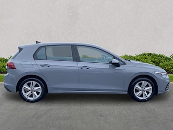 Used Volkswagen Golf 2021 for sale - 78373677: Photo