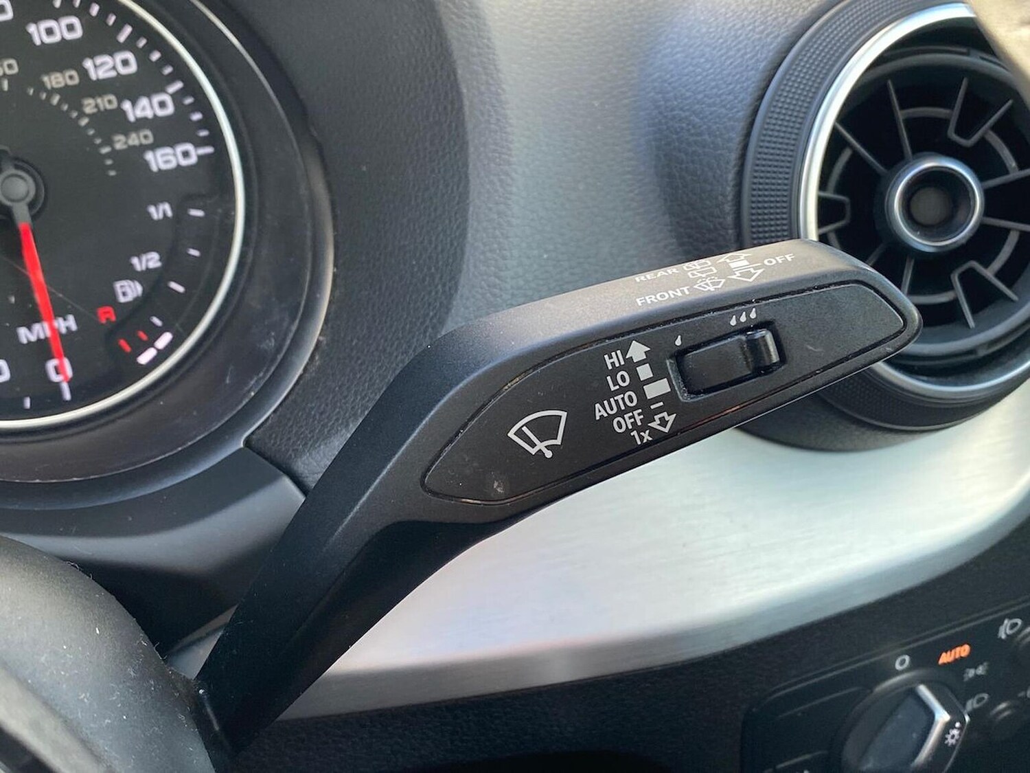 Used Audi Q2 2018 for sale - 76030322: Photo 26