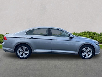 Used Volkswagen Passat 2020 for sale - 79371881: Photo
