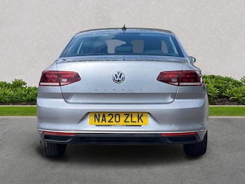 Used Volkswagen Passat 2020 for sale - 79371881: Photo