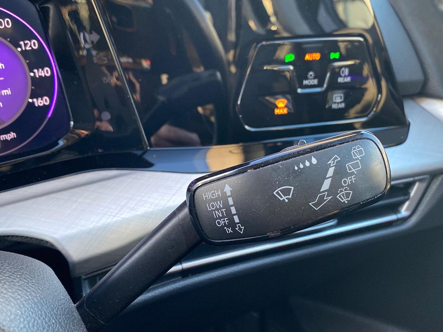 Used Volkswagen Golf 2023 for sale - 77094648: Photo 29